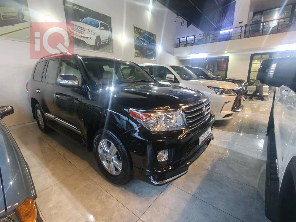 تويوتا لاندكروزر